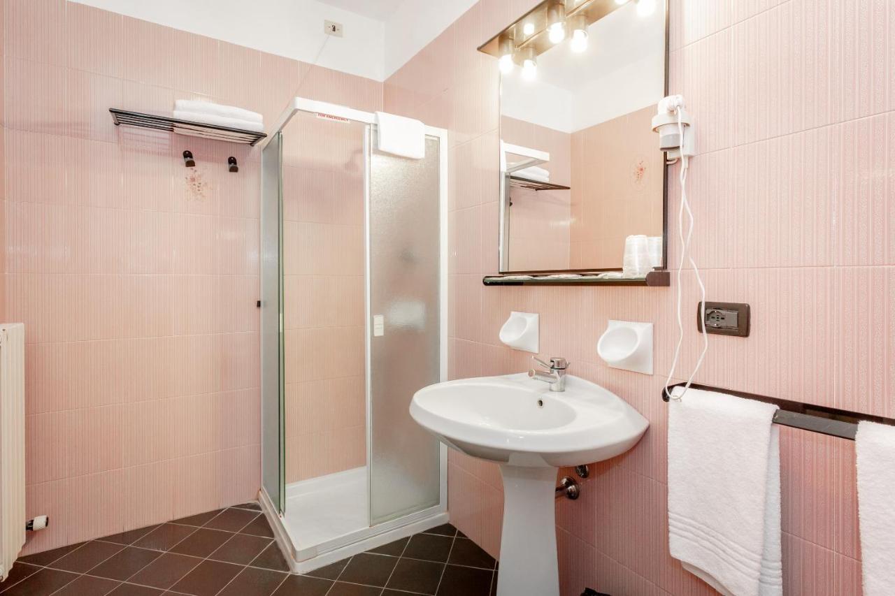 Grand Hotel Bologna Congress & Wellness Pieve di Cento Exterior foto