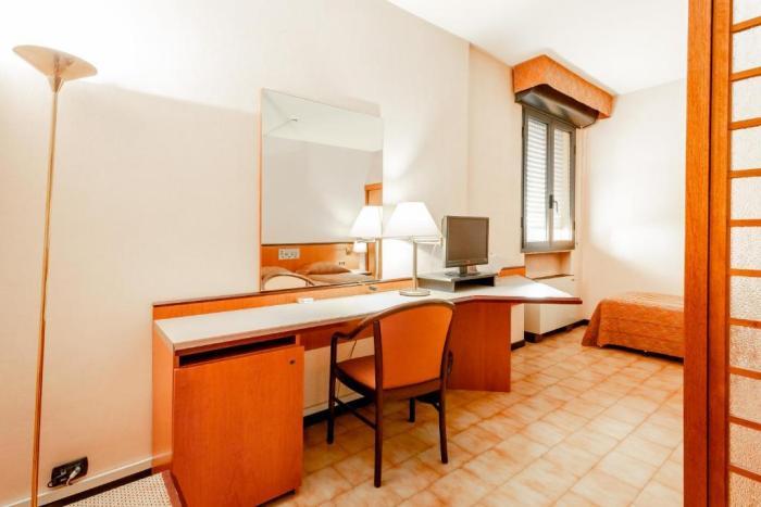 Hotel Rhi Porta Bologna Pieve di Cento Zimmer foto